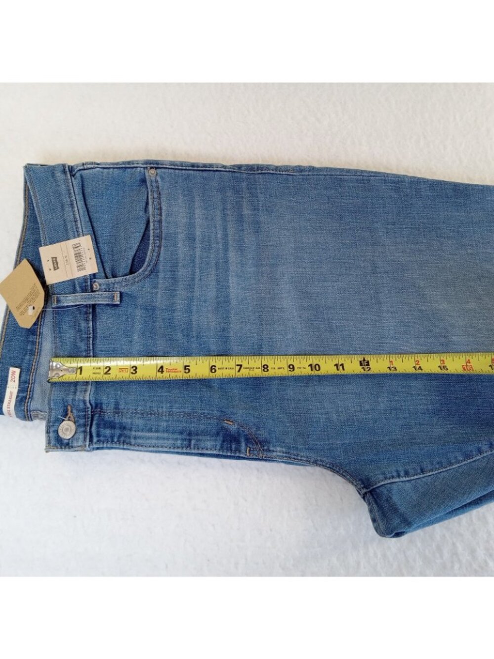 Levi's 724 High-Rise Slim Straight Jeans Women's Plus Size 20W Distressed Medium - Picture 15 of 16